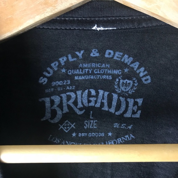 Supply & demand men’s graphic short sleeve tee - Picture 3 of 4